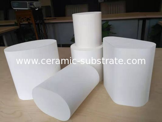 خرید UV Laser Ceramic Substrate Made from Alumina Al2O3 Suitable for High Temperature and Electrical Insulation Applications online manufacture