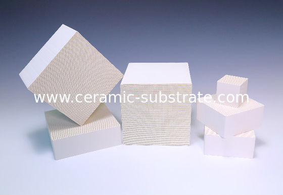 کاتالیزور Honeycomb زیربنای سرامیکی سفید برای VOC صنعتی